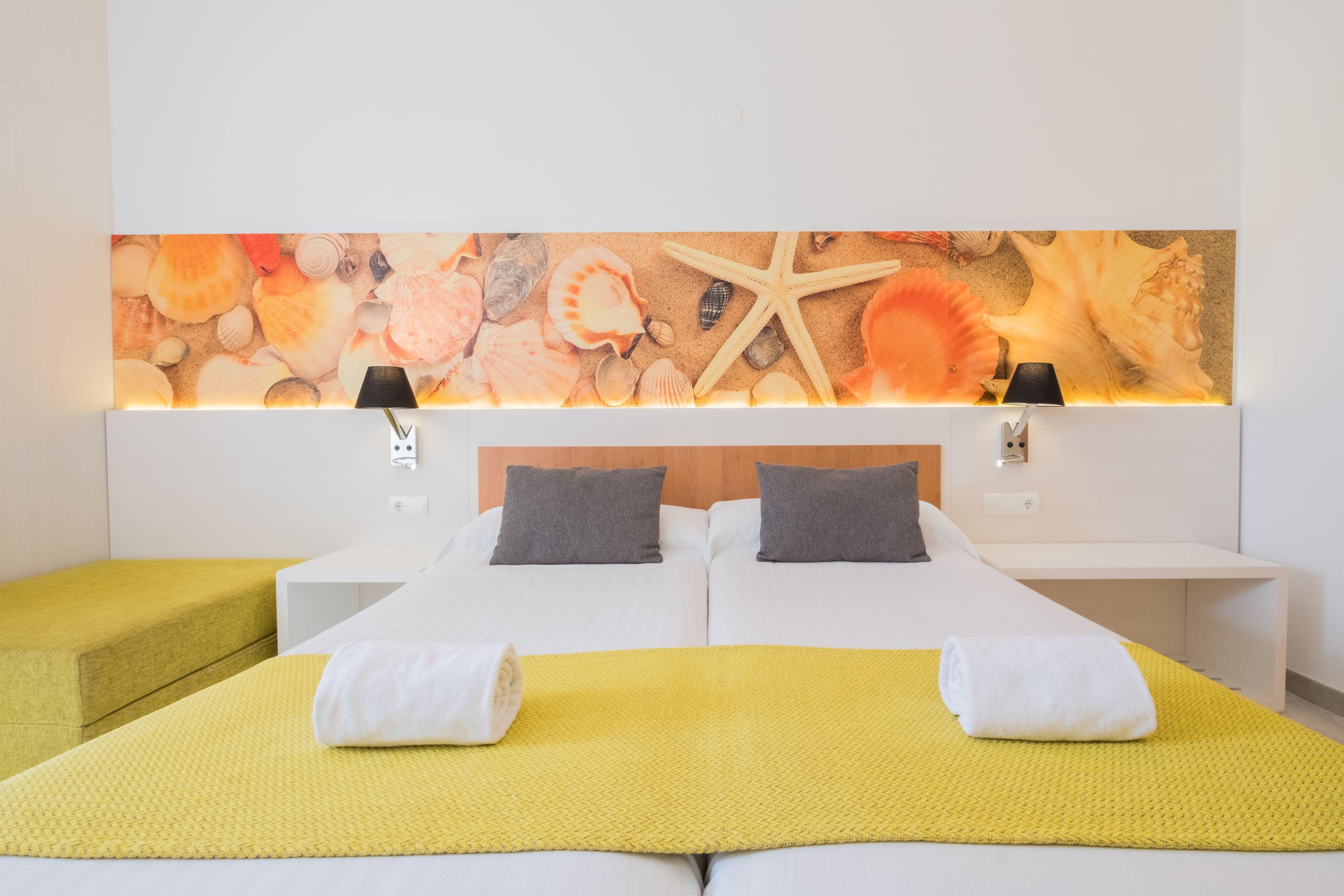 Azuline Hotel Pacific Sant Antoni de Portmany Dış mekan fotoğraf